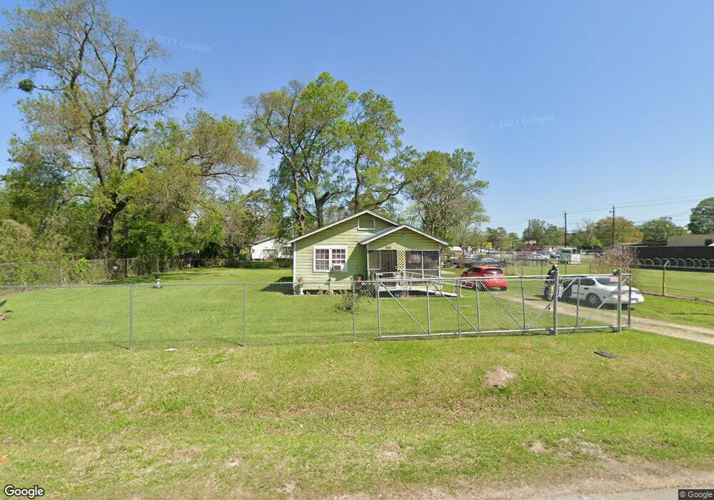 7007 Carothers St, Houston, TX 77028 - photo 1