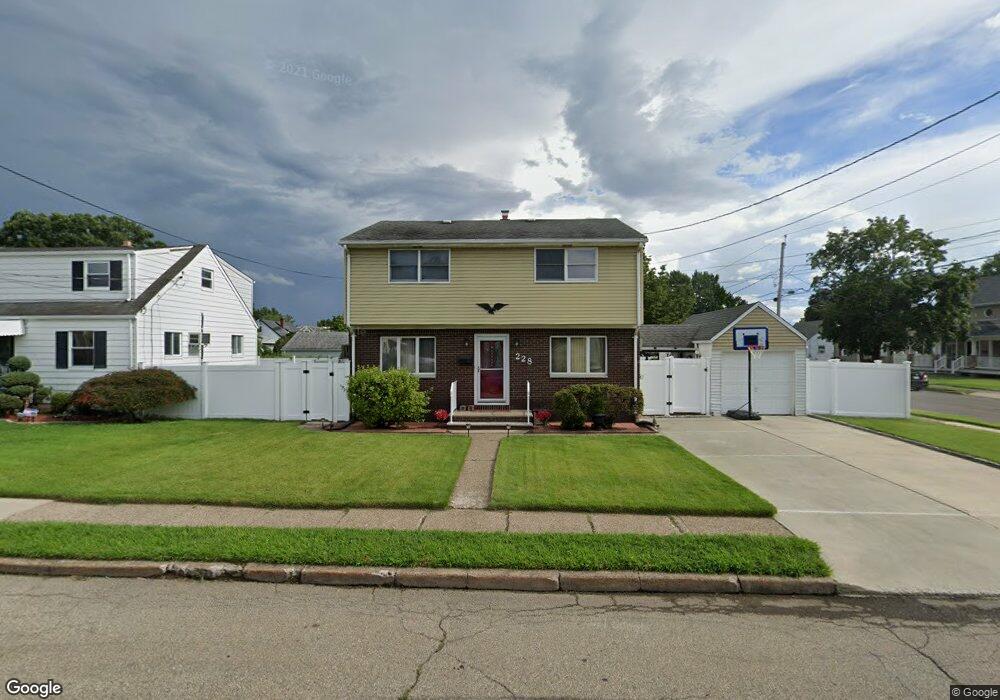 228 Wilson St, Saddle Brook, NJ 07663 - photo 1