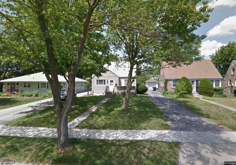 1020 Fairfield Ct, Waukegan, IL 60085 - photo 1