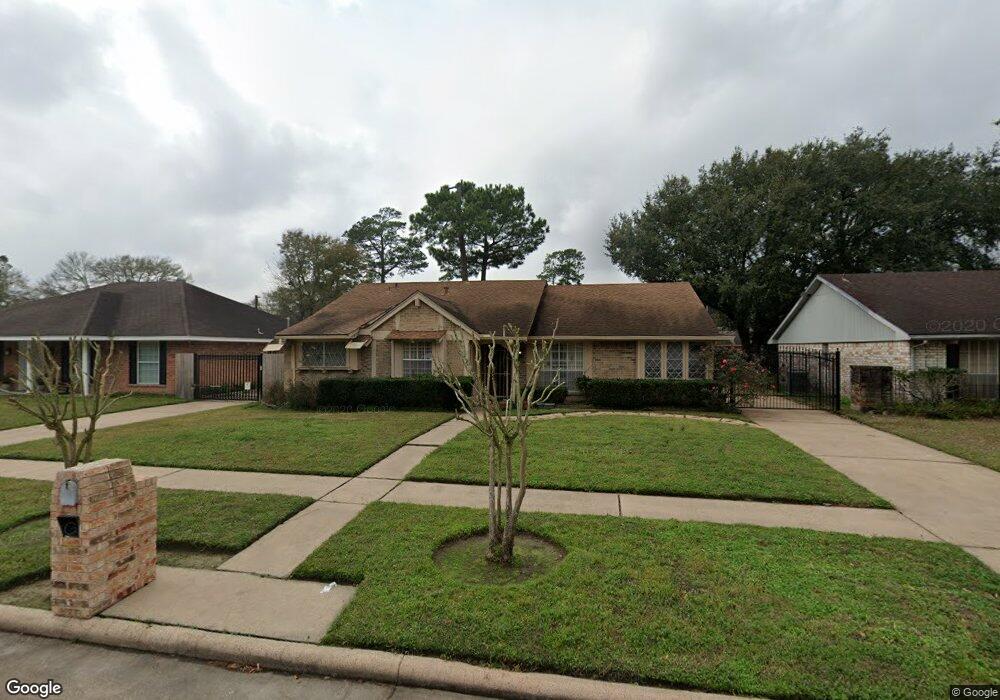 5411 Candlemist Dr, Houston, TX 77091 - photo 1