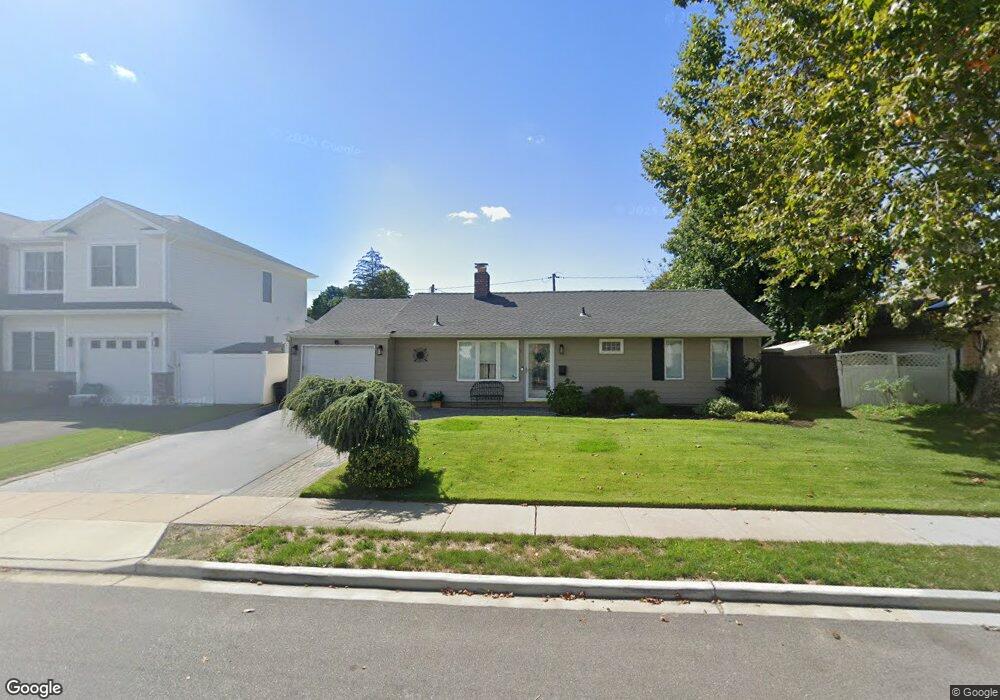 39 Arbor Rd, Syosset, NY 11791 - photo 1