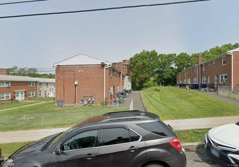 122B Yaremich Dr, Bridgeport, CT 06606 - photo 1