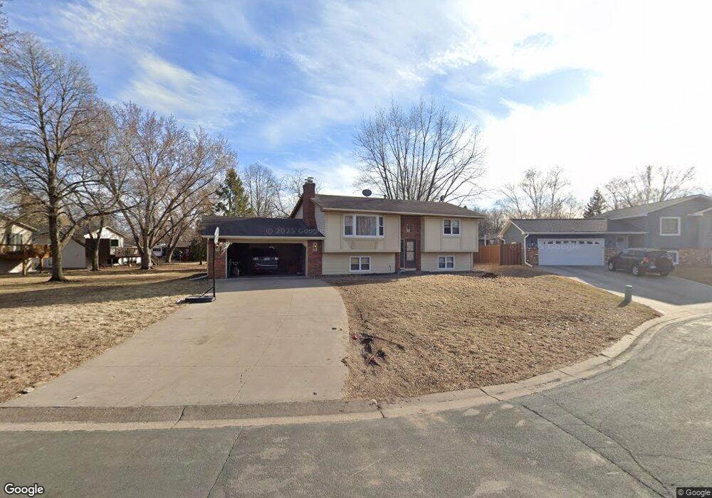 10833 100th Place N, Maple Grove, MN 55369 - photo 1