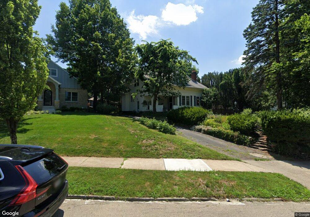 353 E Torrence Rd, Columbus, OH 43214 - photo 1