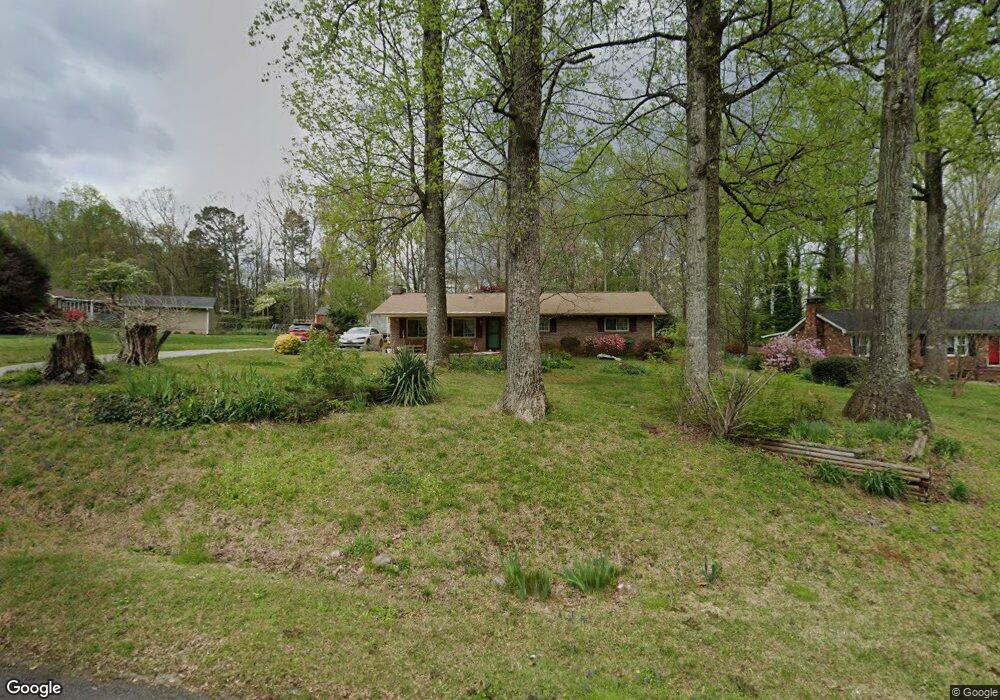 5657 Hillcrest Dr, Acworth, GA 30102 - photo 1