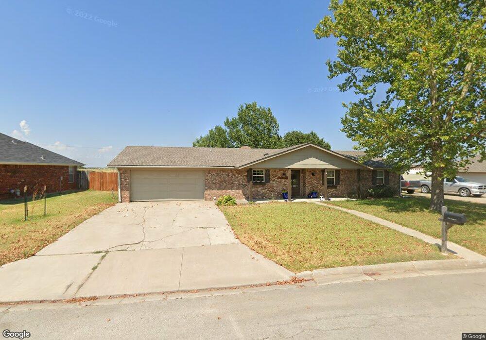 2002 College St, Gainesville, TX 76240 - photo 1