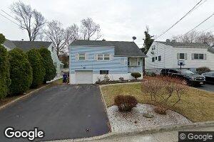 40 Hearthstone Ave, Fords, NJ 08863