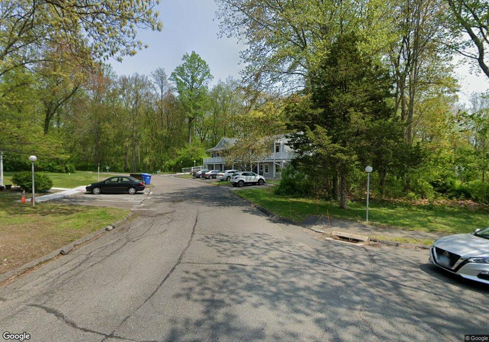 105 Hidden Knolls Cir, Monroe, CT 06468 - photo 1