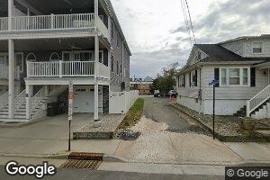 2 Badminton Ct Unit 6, Sea Bright, NJ 07760