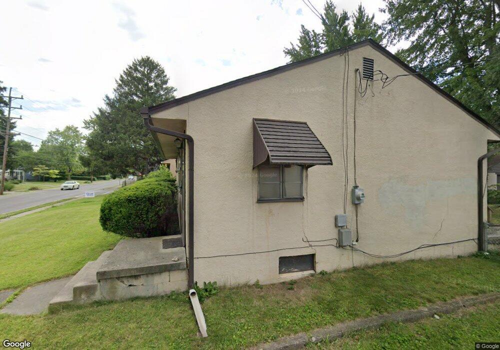 4401 Etna Rd, Columbus, OH 43213 - photo 1