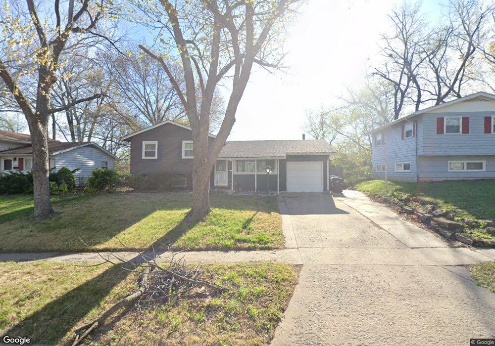 2832 SW Sunset Rd, Topeka, KS 66614 - photo 1