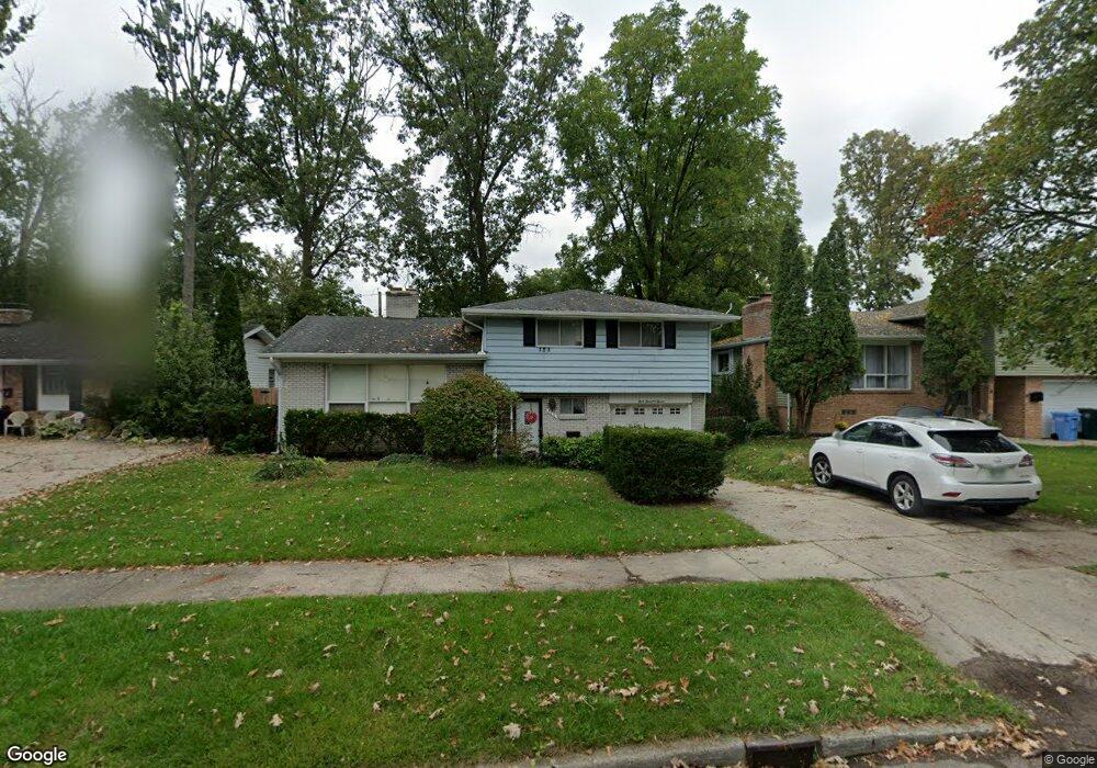 3011 Cooley Dr, Lansing, MI 48911 - photo 1