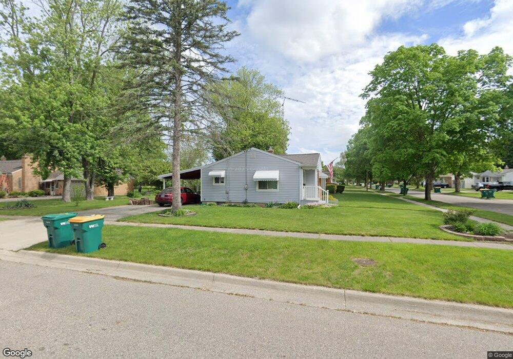 403 Labian Dr, Flushing, MI 48433 - photo 1