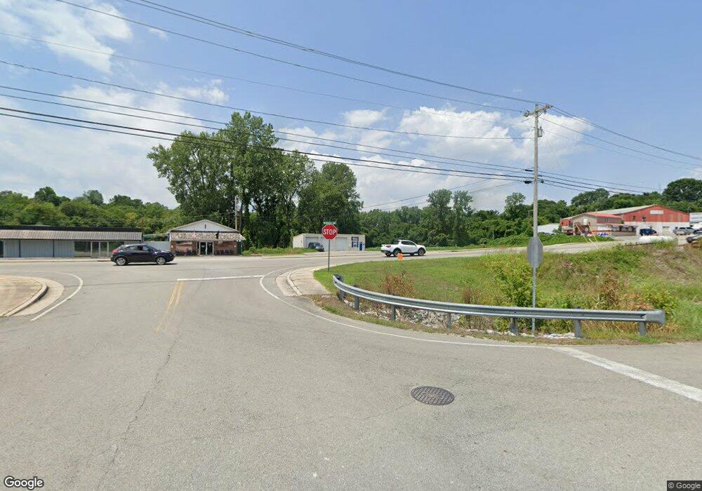 54 S Elm St, McMinnville, TN 37110 - photo 1