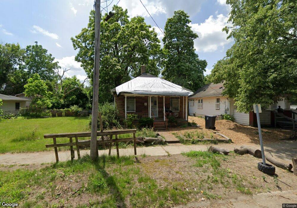 1806 Wyoming Ave, Flint, MI 48506 - photo 1