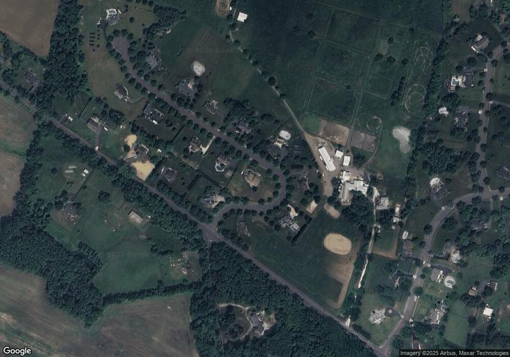 103 Racehorse Ln, Columbus, NJ 08022 - photo 1