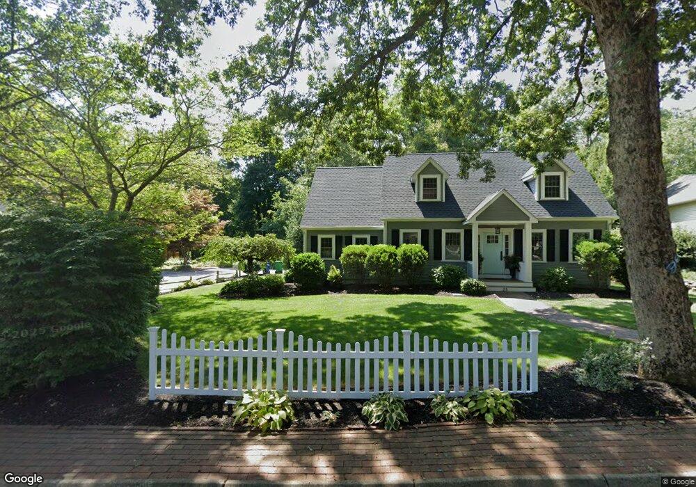 17 S Park Ln, South Kingstown, RI 02881 - photo 1