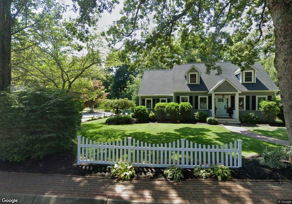 15 S Park Ln, South Kingstown, RI 02881 - photo 1