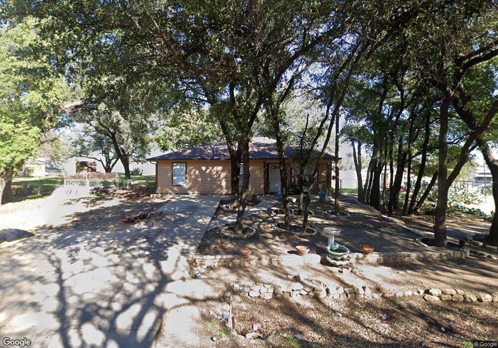 3305 N Sagecrest Ct, Granbury, TX 76049 - photo 1