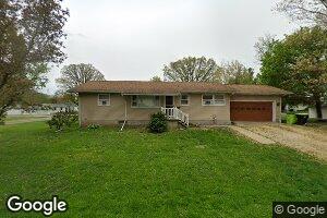 320 E Jasper St, Mount Pulaski, IL 62548
