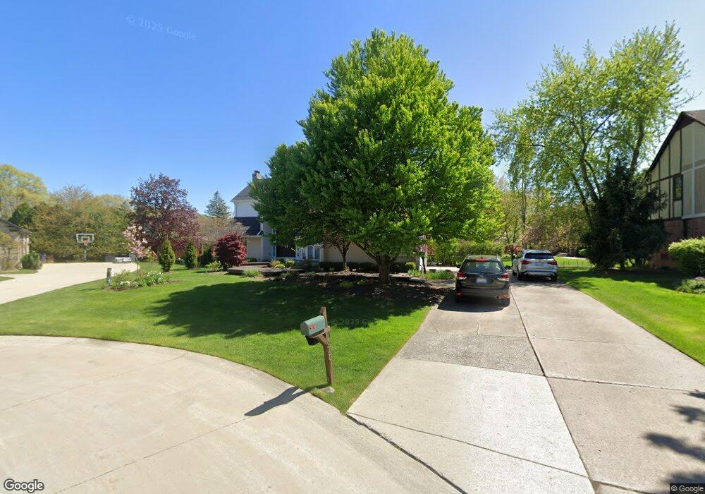 610 Bridle Path Ct, Bloomfield Hills, MI 48304 - photo 1