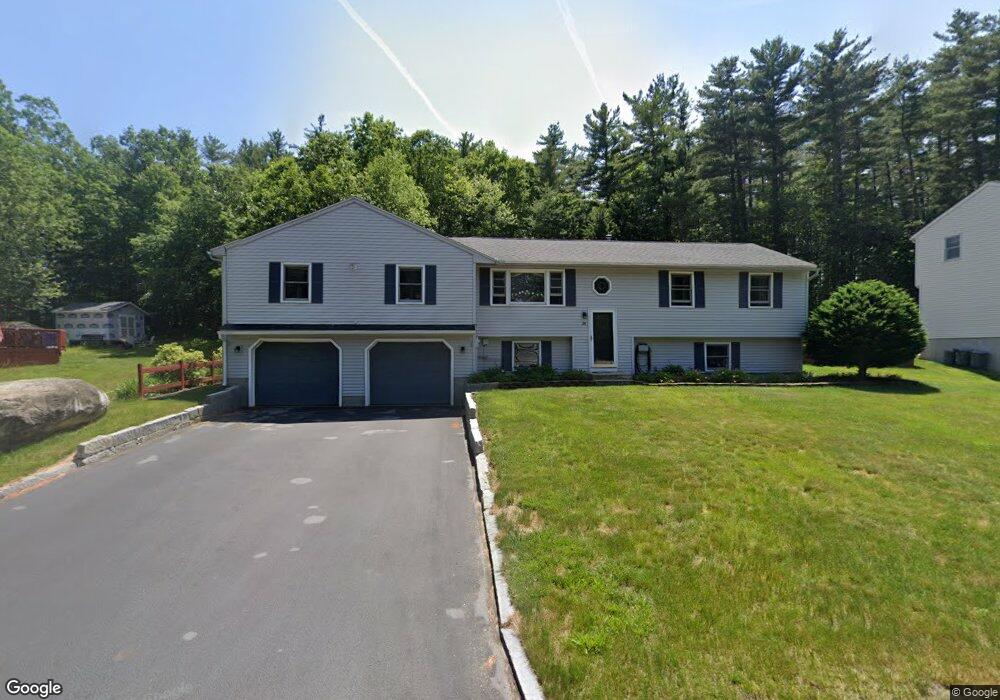 24 Iris Dr, MerriMacK, NH 03054 - photo 1