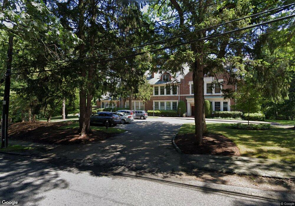 63 Garden Rd unit G2, Wellesley Hills, MA 02481 - photo 1