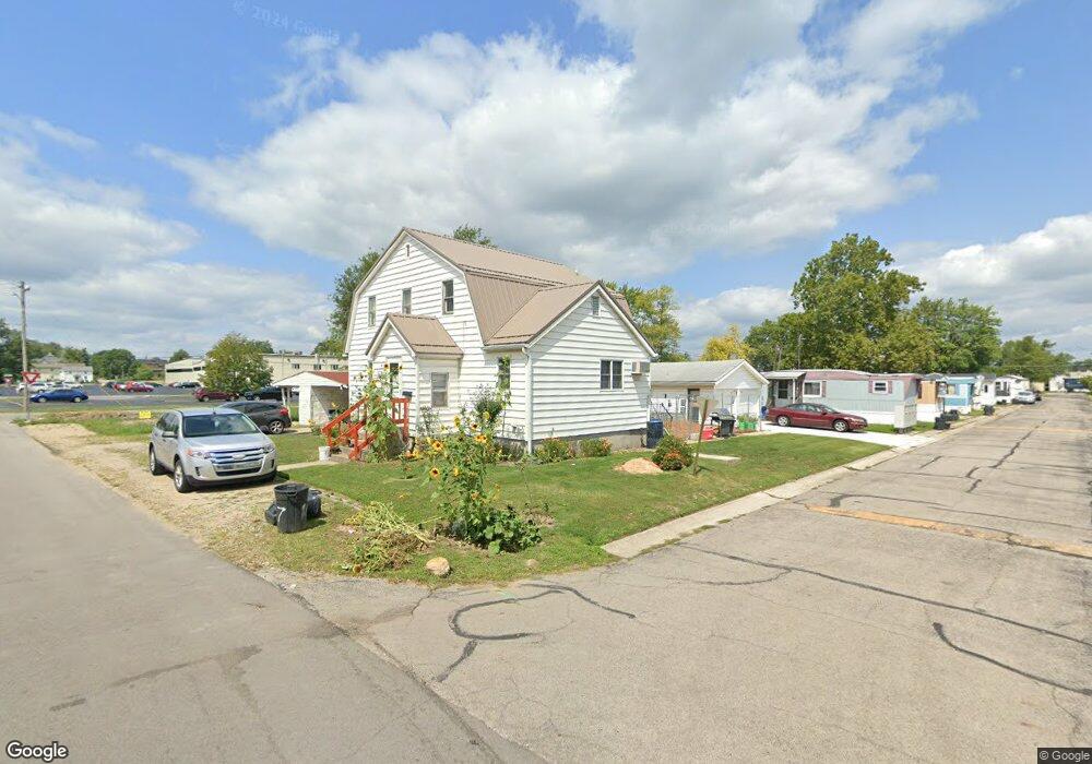 417 Maple St, Berne, IN 46711 - photo 1