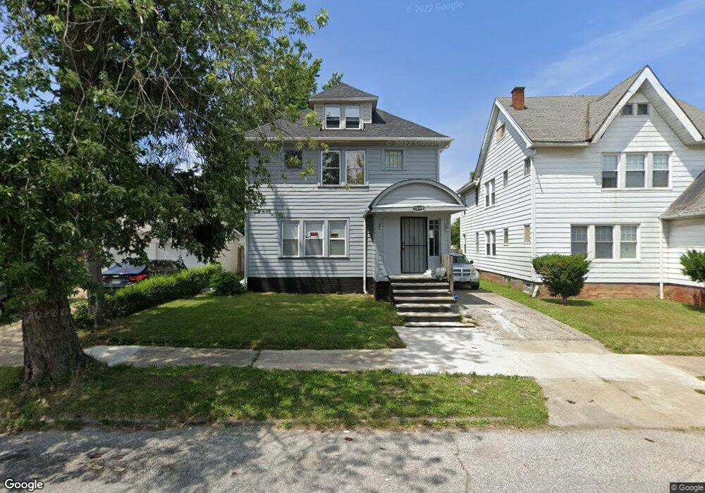 15987 Nelamere Rd unit 2, Cleveland, OH 44112 - photo 1