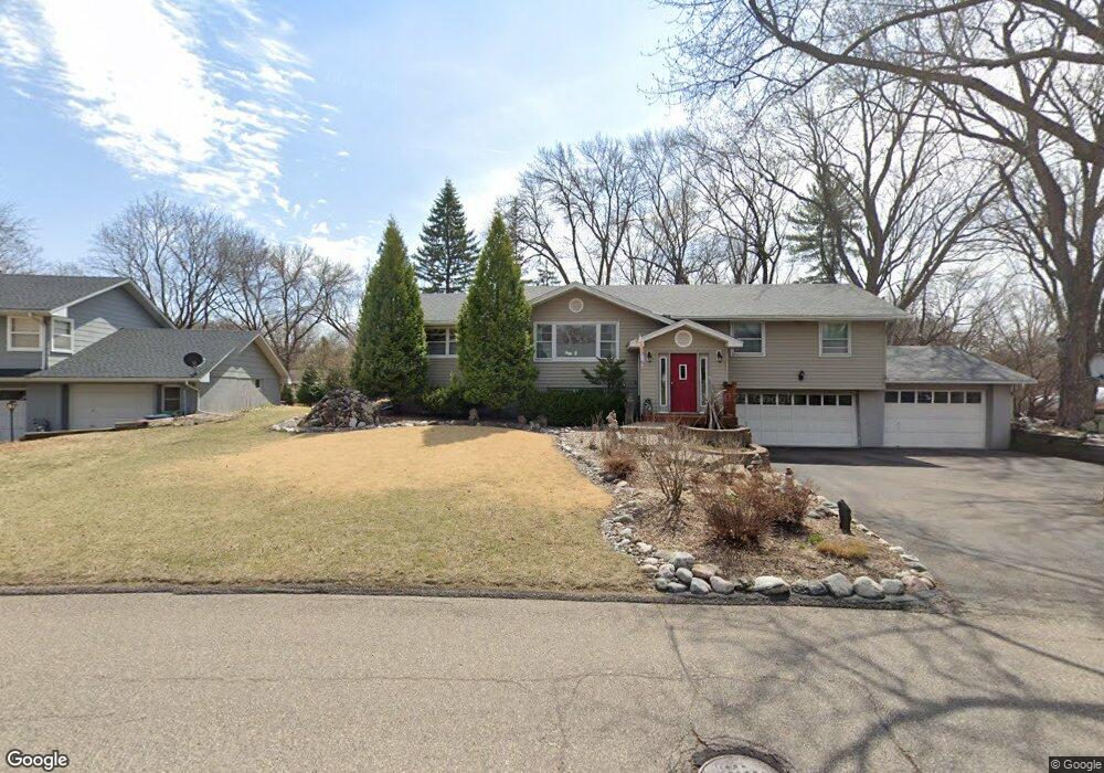 16225 Birch Ln, Minnetonka, MN 55345 - photo 1