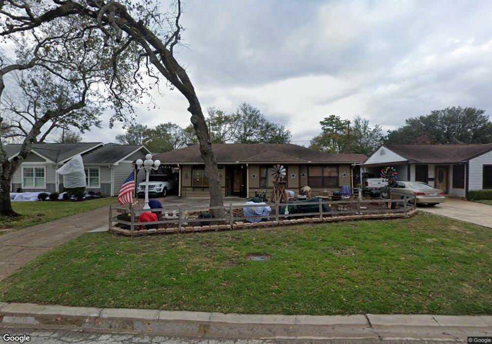 1580 Cheshire Ln, Houston, TX 77018 - photo 1