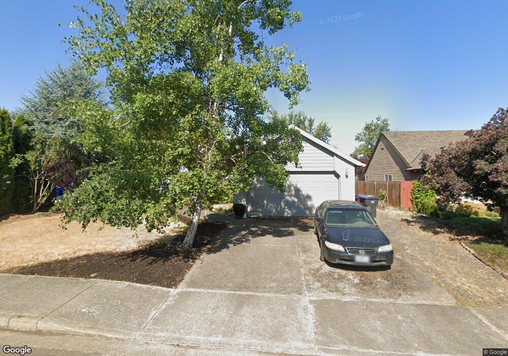 910 Explorer Ave, Molalla, OR 97038 - photo 1