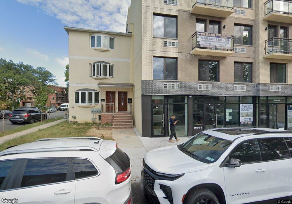 16303 72nd Ave, Fresh Meadows, NY 11365 - photo 1