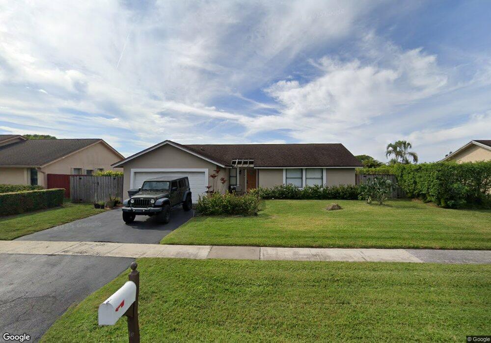 9761 Richmond Cir, Boca Raton, FL 33434 - photo 1