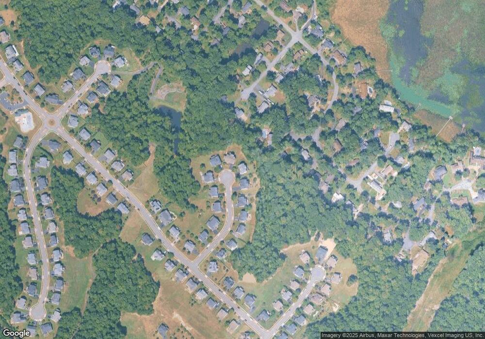 3228 Lost Pond Ct, Triangle, VA 22172 - photo 1