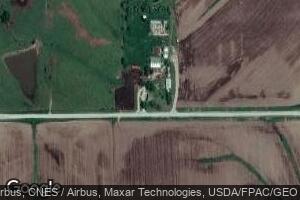 16541 210th St, Sigourney, IA 52591