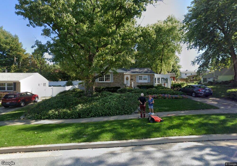 303 Glyndon Dr, Reisterstown, MD 21136 - photo 1