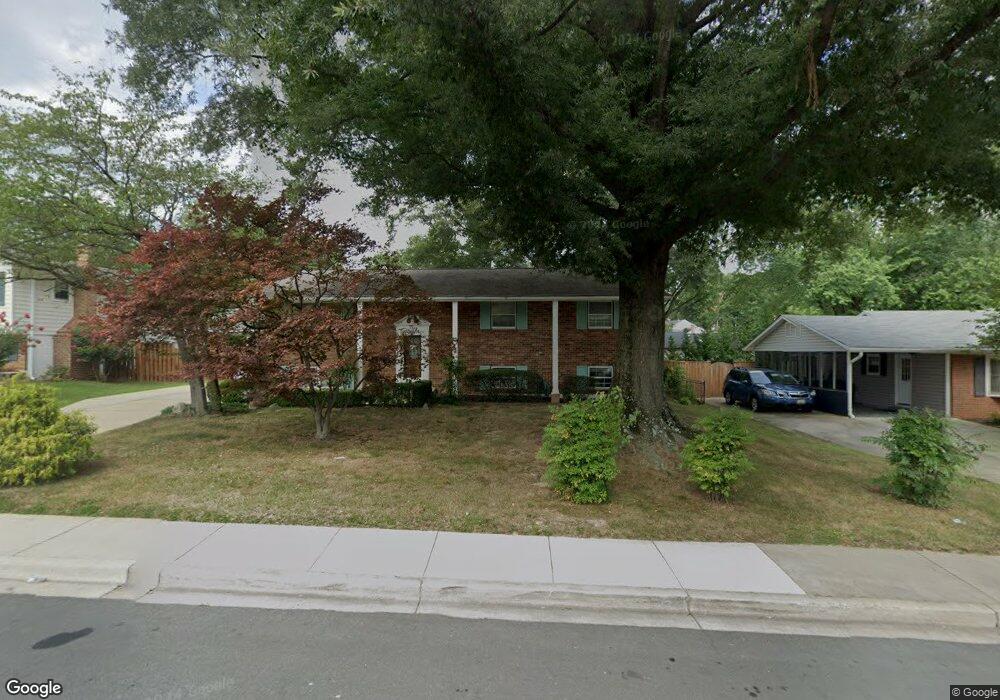 207 W Deer Park Rd, Gaithersburg, MD 20877 - photo 1