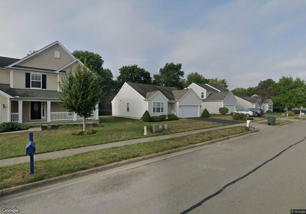 363 Sycamore Dr, Circleville, OH 43113 - photo 1