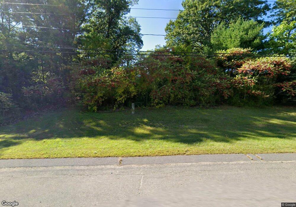 386 College Hwy, Southampton, MA 01073 - photo 1