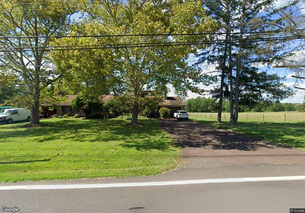 2010 Bedminster Rd, Perkasie, PA 18944 - photo 1