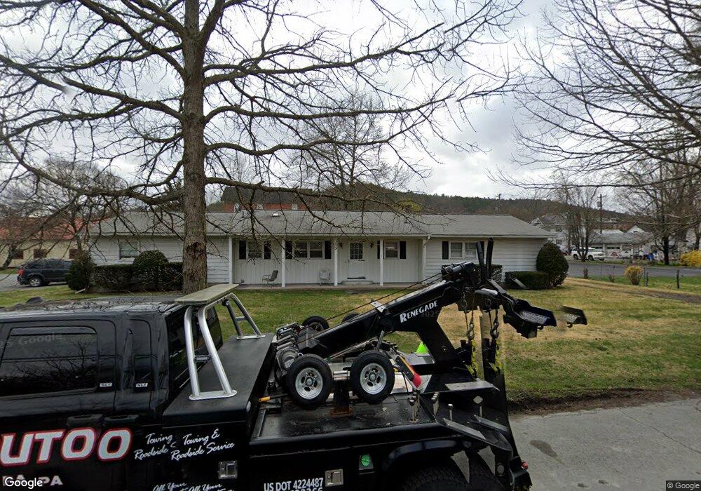 115 E Ann St, Milford, PA 18337 - photo 1