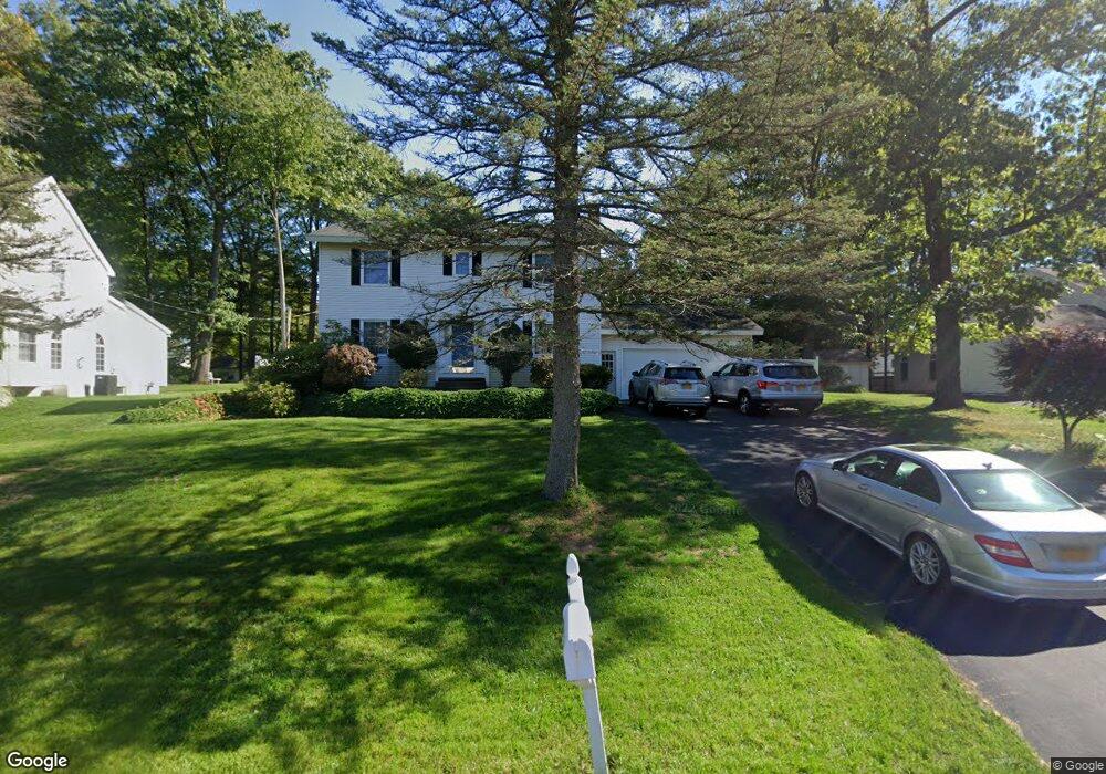 782 Downing St, Schenectady, NY 12309 - photo 1