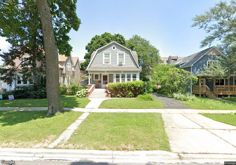 1560 Oakwood Ave, Des Plaines, IL 60016 - photo 1