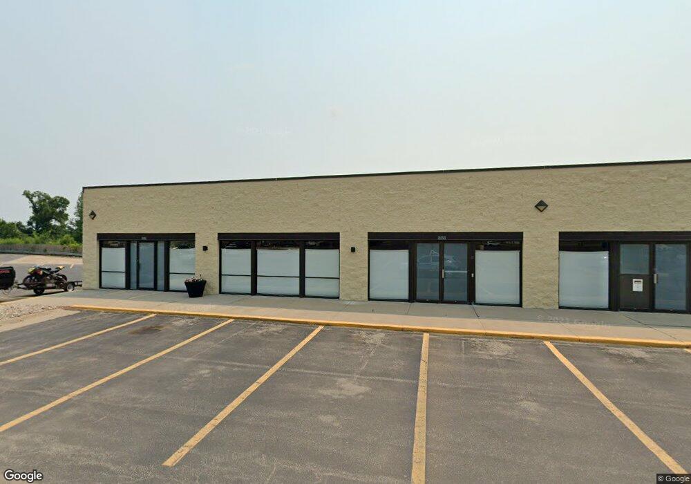 365 Edgewood Rd NW, Cedar Rapids, IA 52405 - photo 1