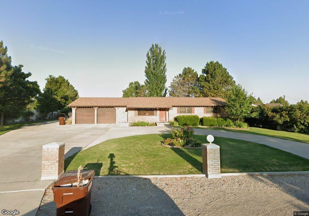 7551 N Foothill Way, Lake Point, UT 84074 - photo 1