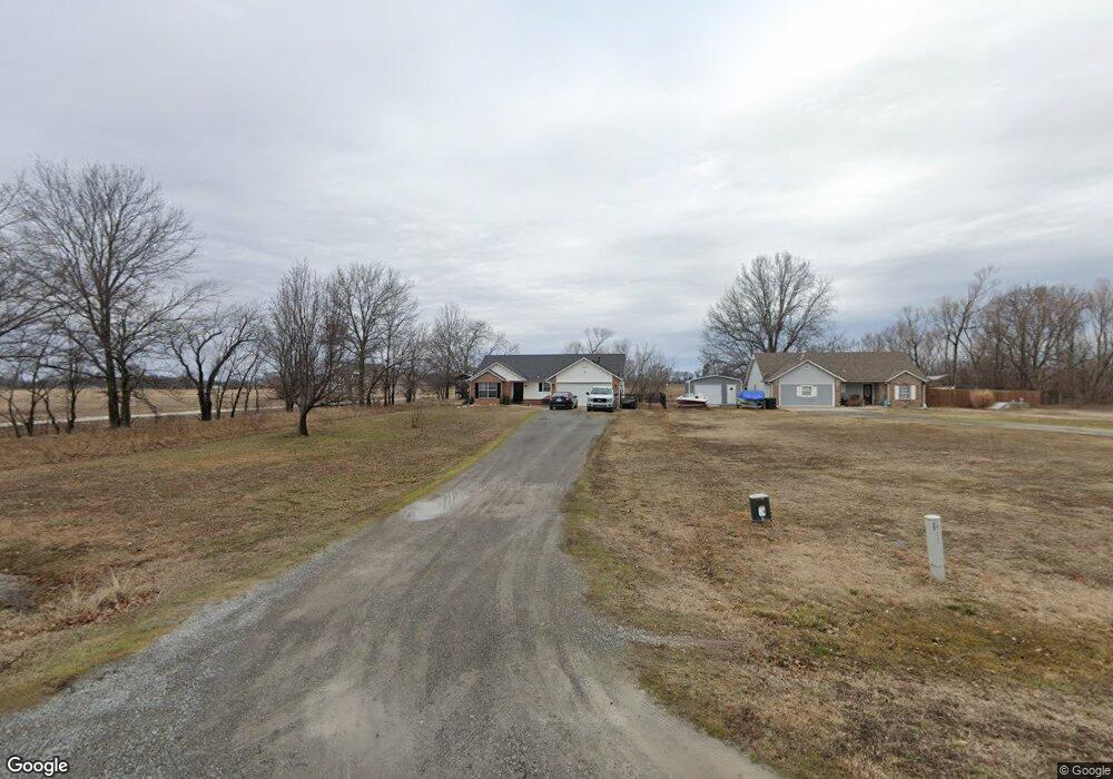 25330 S Hackamore Rd E, Claremore, OK 74019 - photo 1