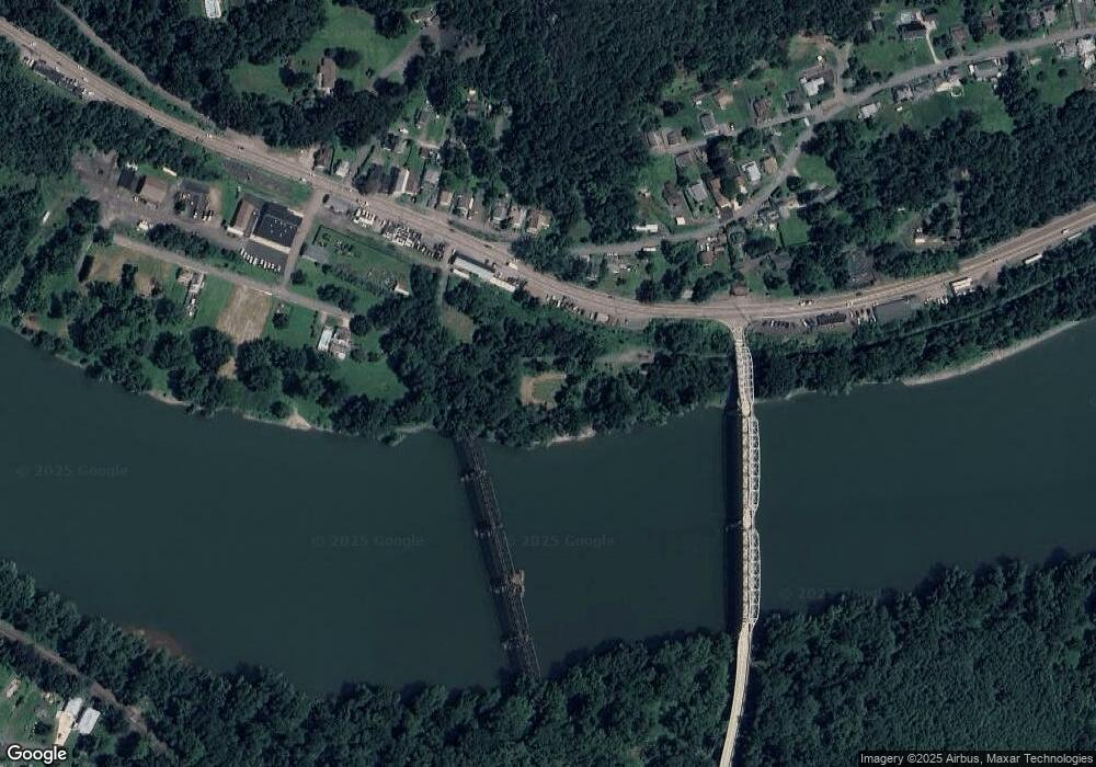 380 Canal St, Nanticoke, PA 18634 - photo 1