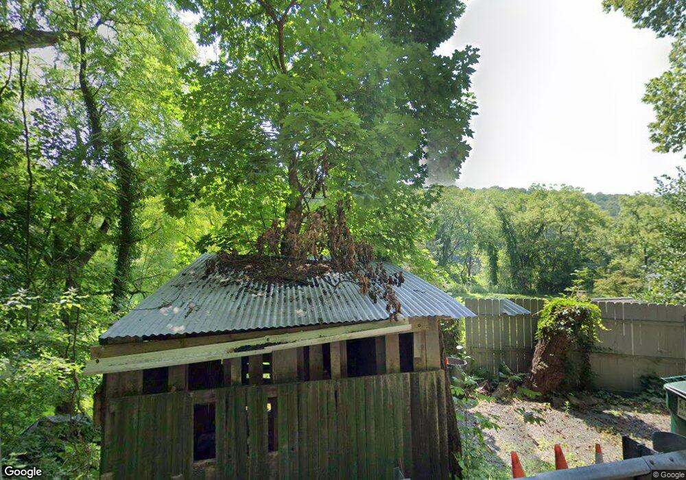 855 S Delaware Dr, Easton, PA 18042 - photo 1