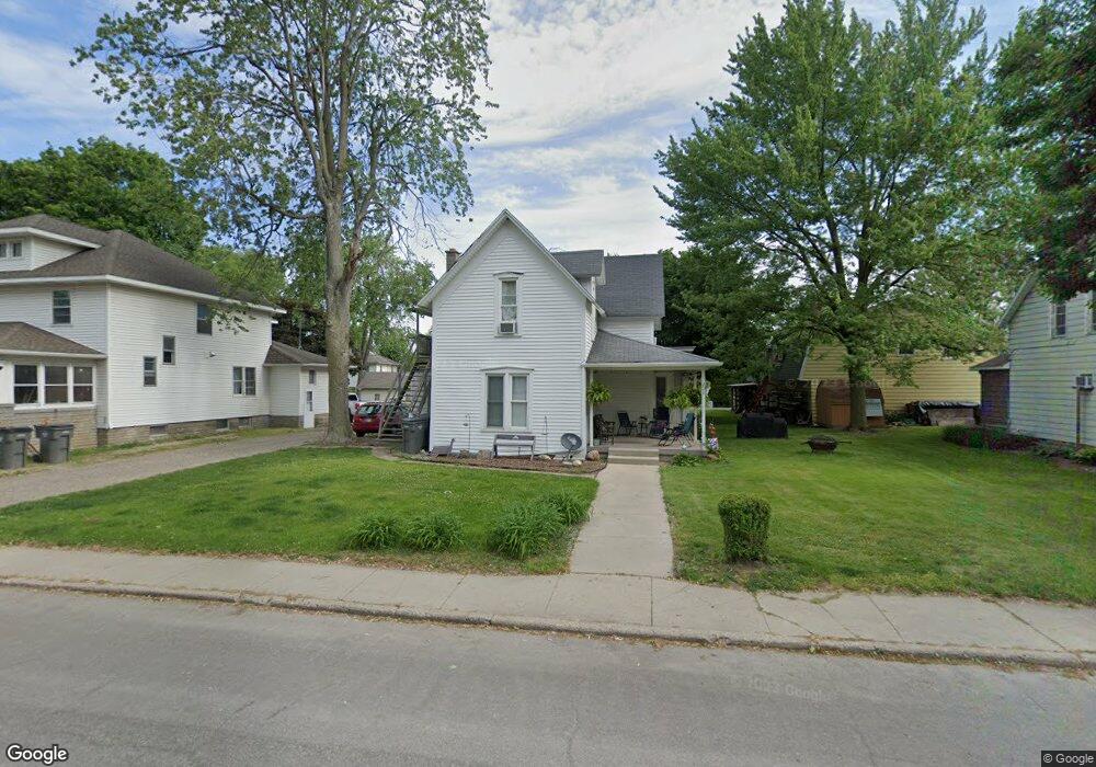 206 W Walnut St, Nappanee, IN 46550 - photo 1